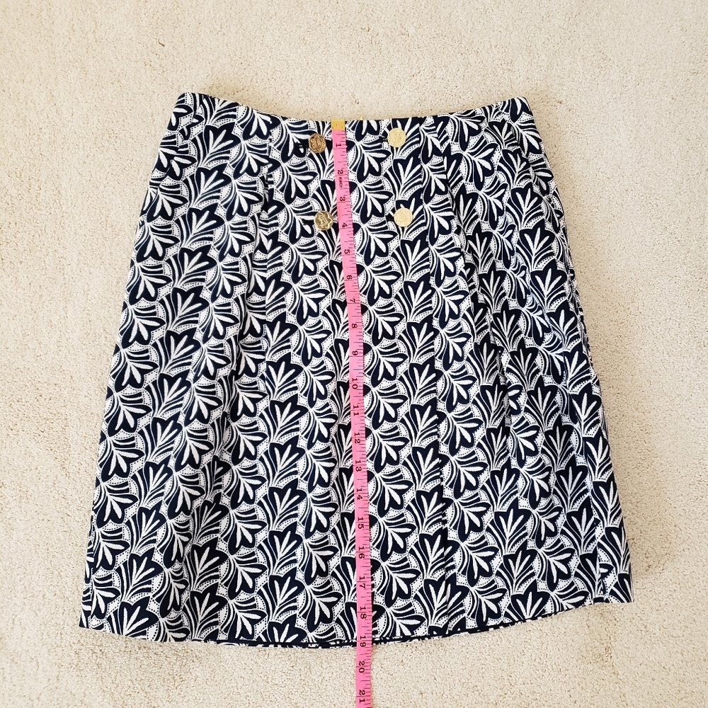 Draper James Blue/White Patterned Skirt sz2 - Picture 8 of 12